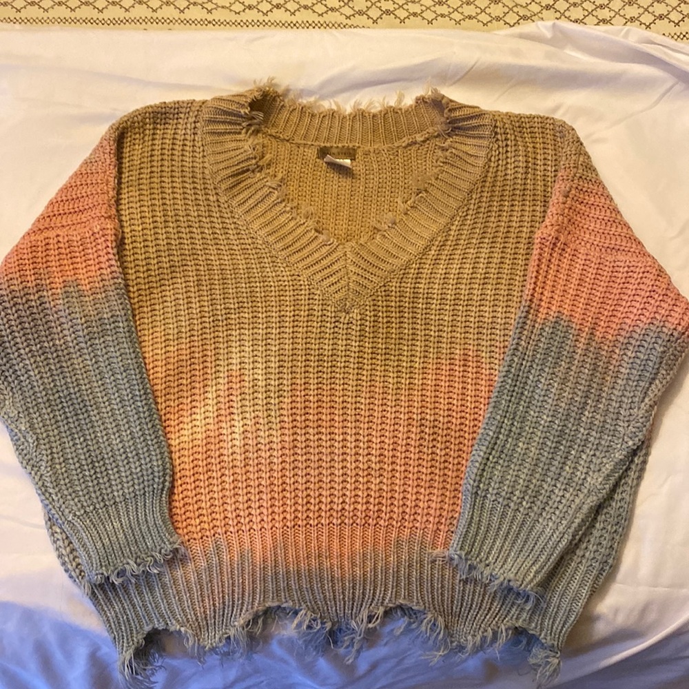Sweater by Main Strip, size Large, never worn